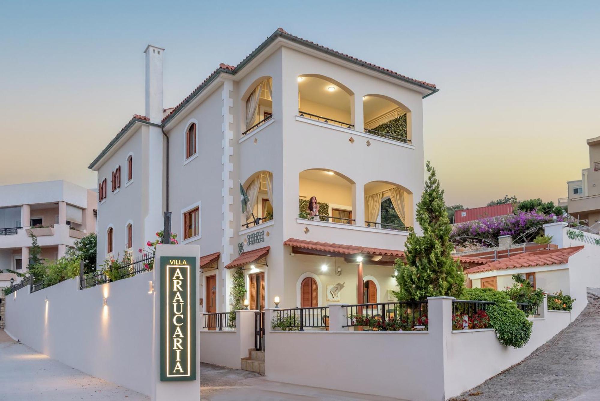 Villa Araucaria - Private Pool, Jacuzzi, Sea View 레팀노 외부 사진