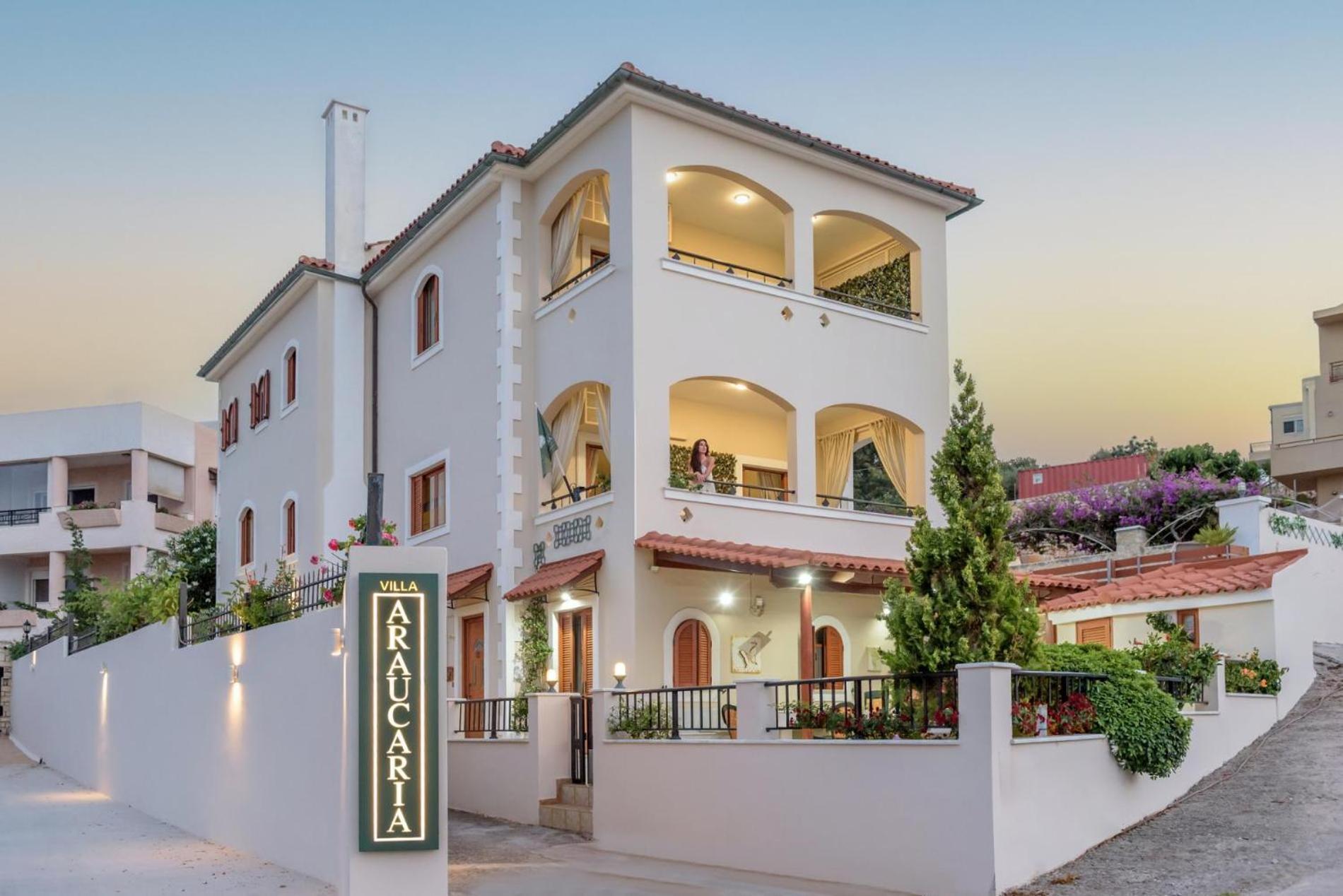 Villa Araucaria - Private Pool, Jacuzzi, Sea View 레팀노 외부 사진